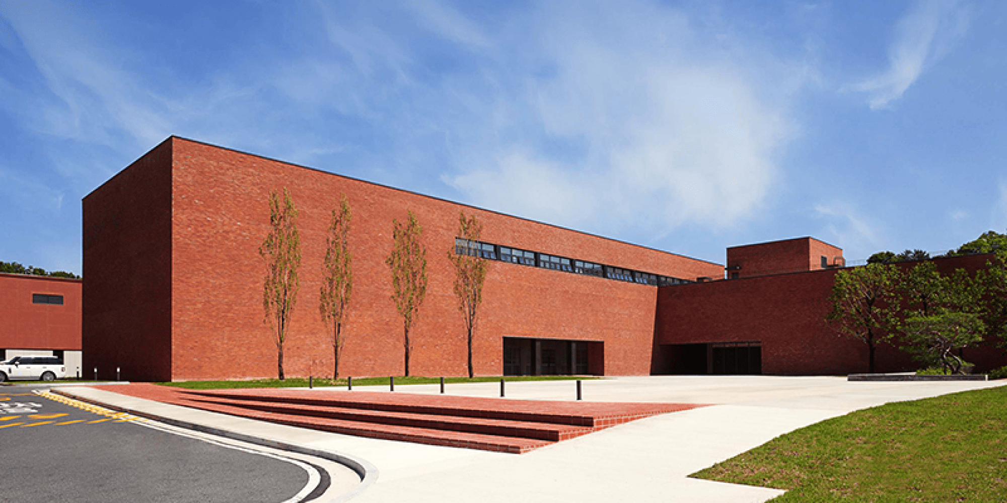 SIMMONS Factorium 이미지 1